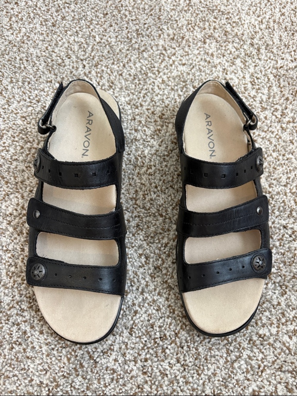 Aravon by New Balance Three Strap Comfort Sandals Black Leather Size 9 B - Picture 3 of 12